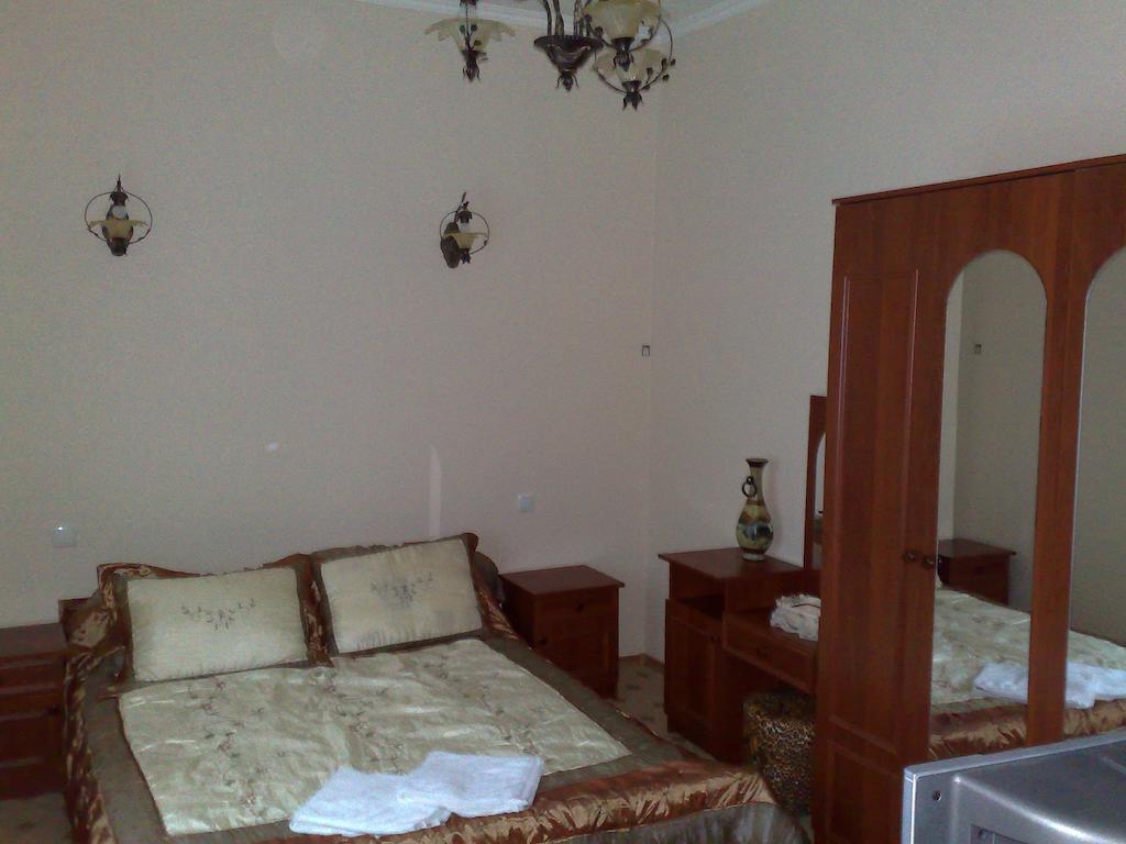 Ekaterininskaya Apartments Odessa Quarto foto